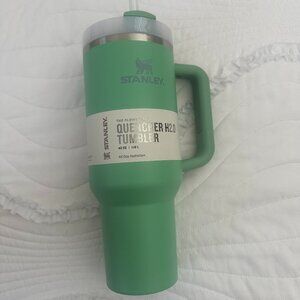 Stanley 40 oz Tumbler (Jade)